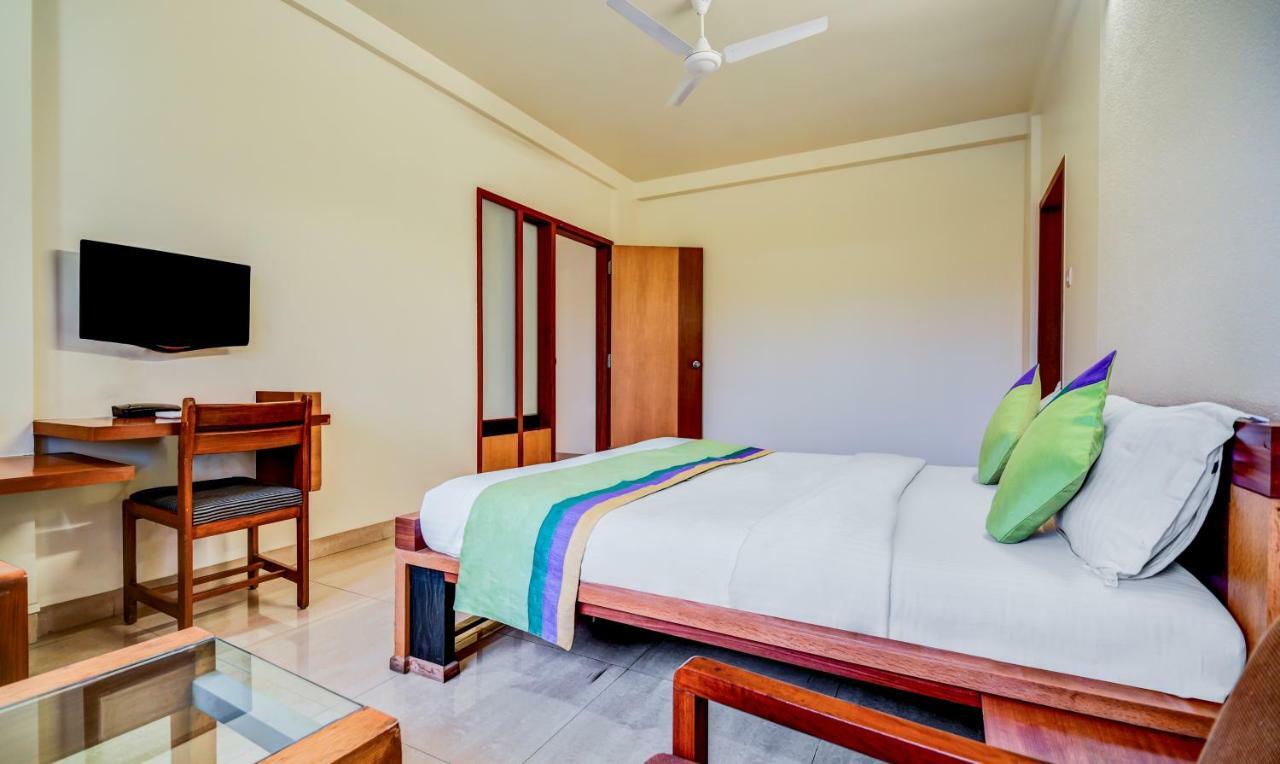 Treebo Trend Surya Nashik Hotel Bagian luar foto