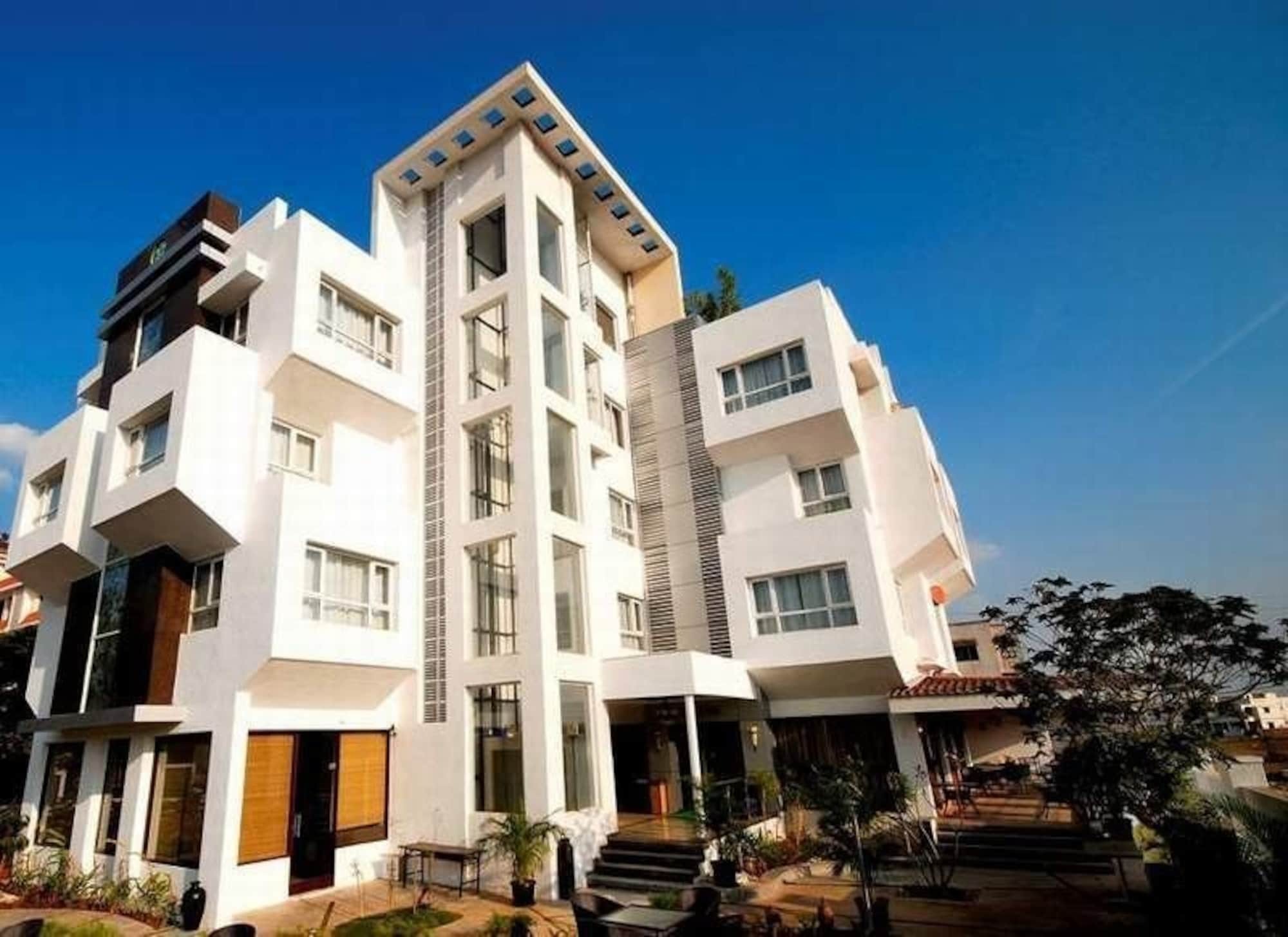 Treebo Trend Surya Nashik Hotel Bagian luar foto